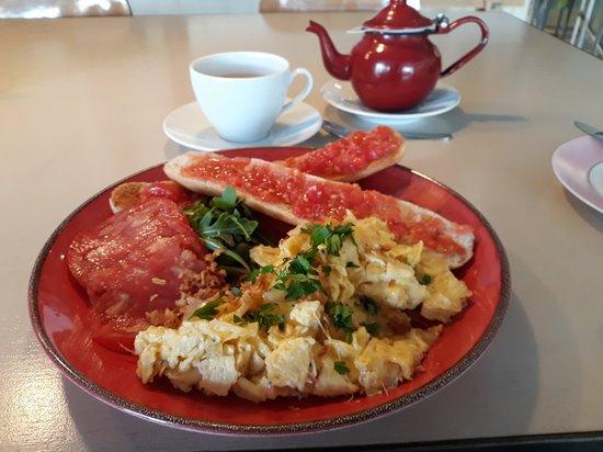 Bluma Cafe