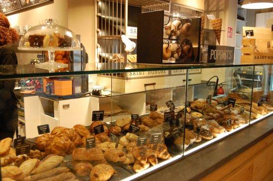 PdePA Bakery Claret
