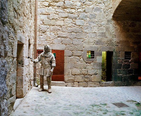 el Museo de Historia Medieval de la Curia-Prisión