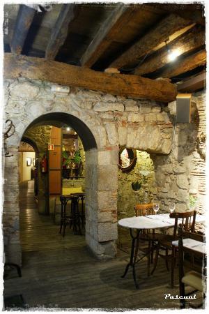 Amarel.lo Bar