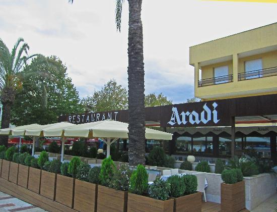 Aradi