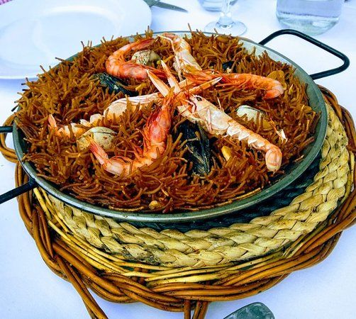 Simón